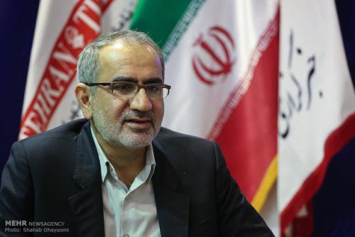 تلاش دولت و مجلس برای کاهش اختلاف حقوق کارمندان