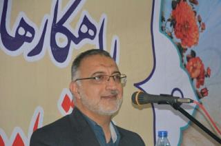 فساد در جامعه اسلامی، سیستمی نمی گردد، یكی از مفسدان بانكی فرار كرد