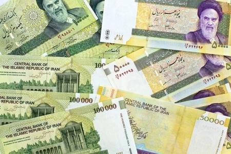 كسری بودجه باید با ایجاد درآمدهای پایدار جبران شود