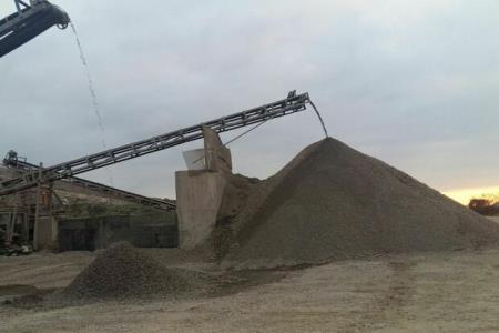 صادرات بیش از ۱ و سه دهم میلیارد دلاری سنگ، گچ، شن و ماسه
