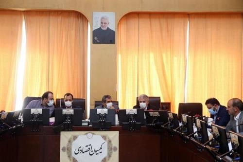 بررسی علت تاخیر در ترخیص كالاهای اساسی مورد نیاز كشور در كمیسیون اقتصادی